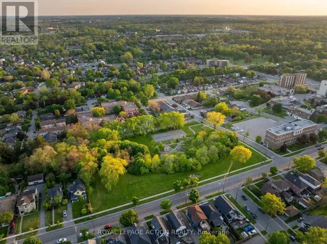 20 Wells Avenue Brantford ON N3R 4J2