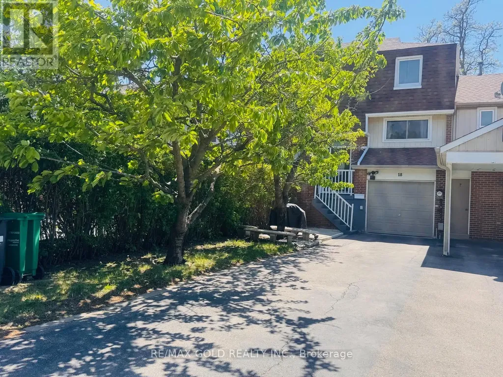 18 Peterson Court Brampton (heart Lake East) ON L6Z 1K6