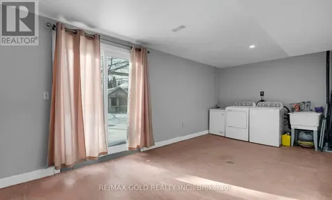 18 Peterson Court Brampton (heart Lake East) ON L6Z 1K6