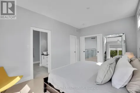 40 Byron Avenue Ottawa ON K1Y 3J1