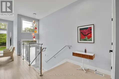 40 Byron Avenue Ottawa ON K1Y 3J1