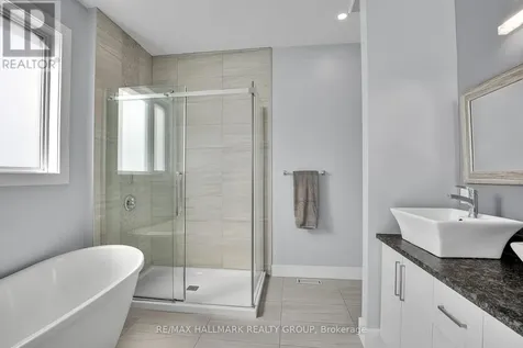 40 Byron Avenue Ottawa ON K1Y 3J1