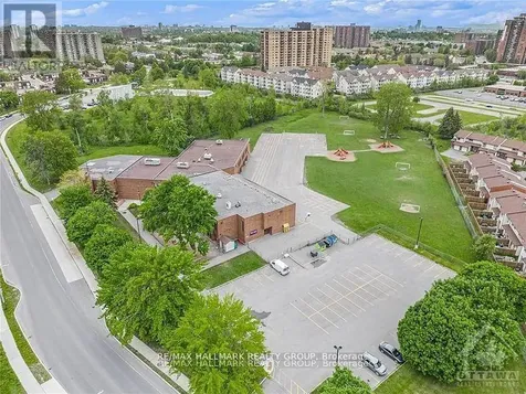 84 Paddington Street Ottawa ON K1V 0S9