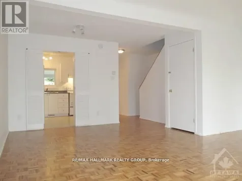 84 Paddington Street Ottawa ON K1V 0S9