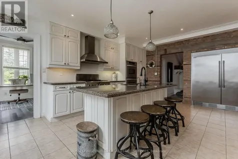 351 Rock Chapel Road Hamilton ON L9H 5E2