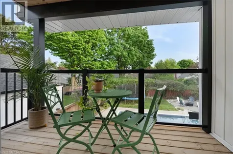 17 Highland Crescent Cambridge ON N1S 1L5