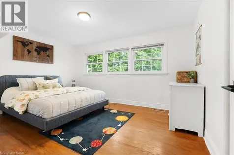 17 Highland Crescent Cambridge ON N1S 1L5