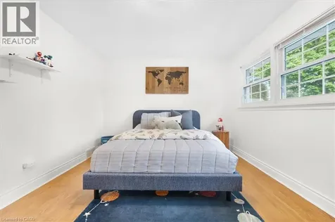17 Highland Crescent Cambridge ON N1S 1L5