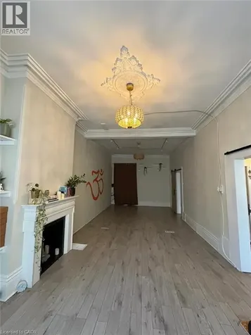 842 King Street West Toronto ON M5V 1P1