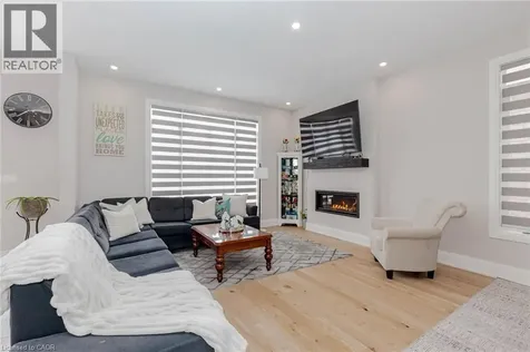 130 Pondcliffe Drive Kitchener ON N2R 0M4