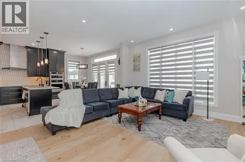 130 Pondcliffe Drive Kitchener ON N2R 0M4