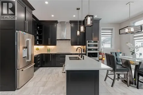 130 Pondcliffe Drive Kitchener ON N2R 0M4