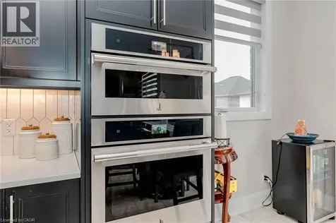 130 Pondcliffe Drive Kitchener ON N2R 0M4