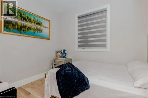 130 Pondcliffe Drive Kitchener ON N2R 0M4