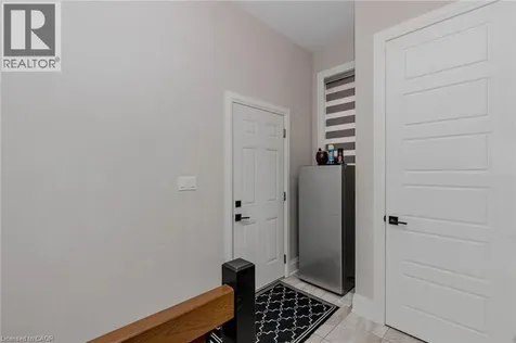 130 Pondcliffe Drive Kitchener ON N2R 0M4