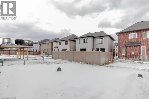 130 Pondcliffe Drive Kitchener ON N2R 0M4