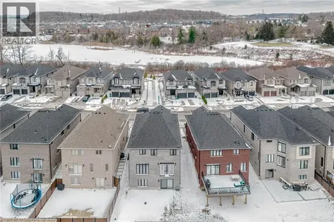 130 Pondcliffe Drive Kitchener ON N2R 0M4