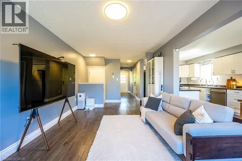 423 Veronica Drive Kitchener ON N2A 4E9