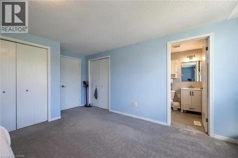 423 Veronica Drive Kitchener ON N2A 4E9