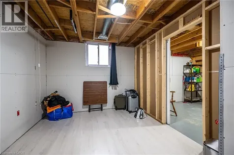 423 Veronica Drive Kitchener ON N2A 4E9