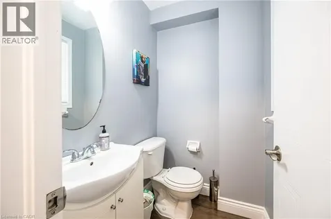 423 Veronica Drive Kitchener ON N2A 4E9