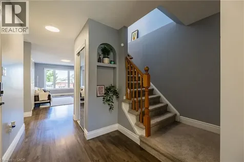 423 Veronica Drive Kitchener ON N2A 4E9