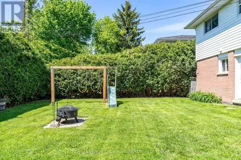 26 Dickson Road Collingwood ON L9Y 2X3