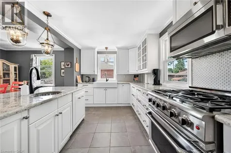 439 Murray Street Grimsby ON L3M 3P8