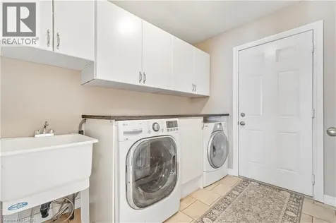 21 Davinci Boulevard Hamilton ON L9B 0C5
