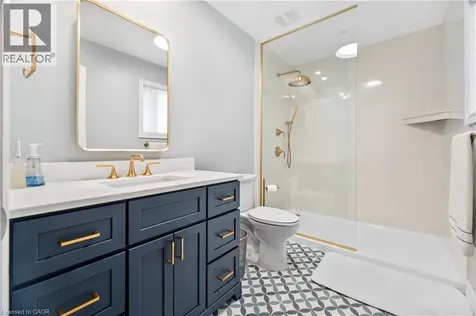 21 Davinci Boulevard Hamilton ON L9B 0C5
