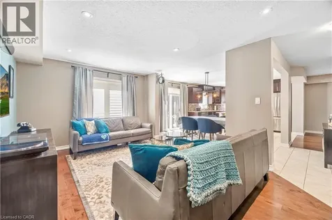 21 Davinci Boulevard Hamilton ON L9B 0C5