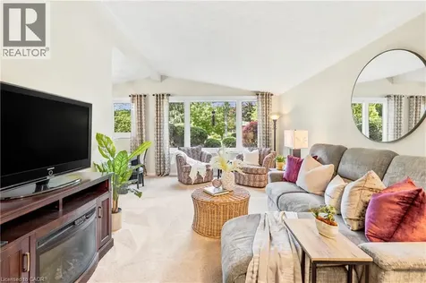 45 Tanglewood Terrace Brantford ON N3R 3R8