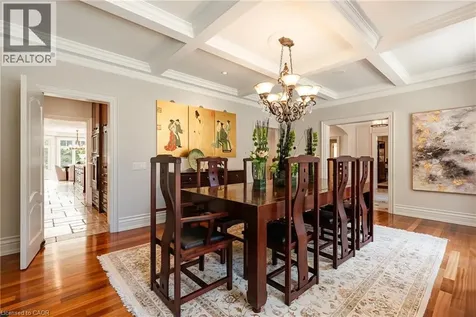 2096 Lakeshore Road East Oakville ON L6J 1M3