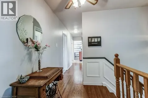 633 Sheraton Road Burlington ON L7L 4B3
