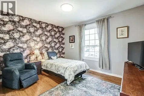633 Sheraton Road Burlington ON L7L 4B3