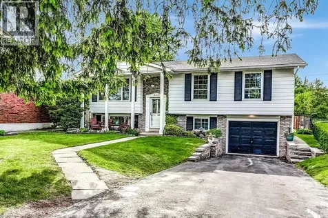 633 Sheraton Road Burlington ON L7L 4B3