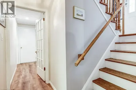 633 Sheraton Road Burlington ON L7L 4B3