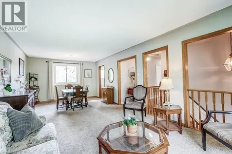 633 Sheraton Road Burlington ON L7L 4B3