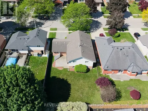 23 Trillium Way Brantford ON N3R 7T7
