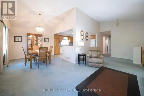 23 Trillium Way Brantford ON N3R 7T7