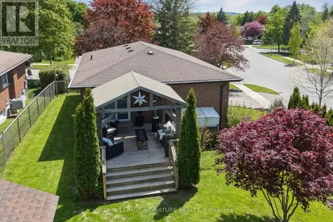 618 Fern Road Waterloo ON N2V 1G6