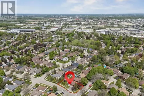 618 Fern Road Waterloo ON N2V 1G6