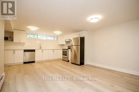 2430 Iris Street Ottawa ON K2C 1C6