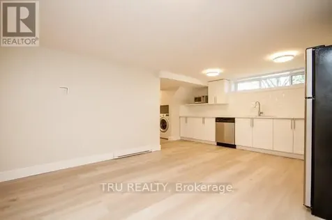 2430 Iris Street Ottawa ON K2C 1C6