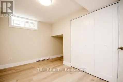 2430 Iris Street Ottawa ON K2C 1C6