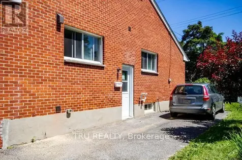 2430 Iris Street Ottawa ON K2C 1C6