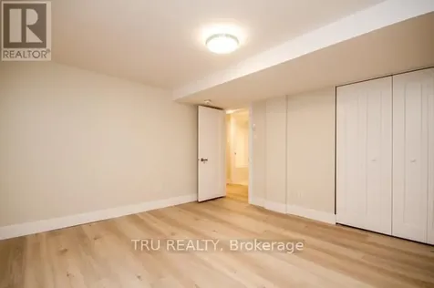 2430 Iris Street Ottawa ON K2C 1C6