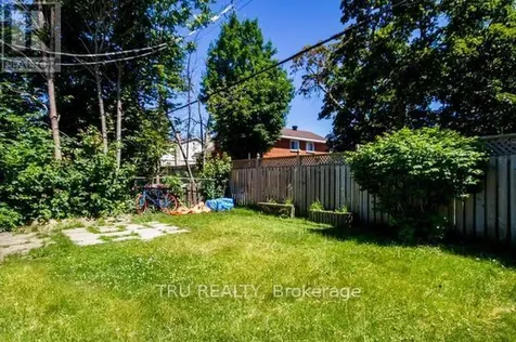 2430 Iris Street Ottawa ON K2C 1C6