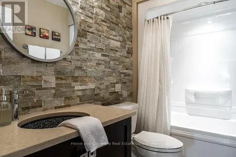 22 Findlay Place Stratford ON N5A 0A7
