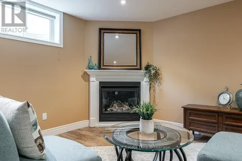 22 Findlay Place Stratford ON N5A 0A7